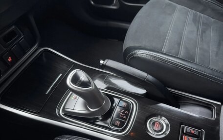 Mitsubishi Outlander III рестайлинг 3, 2016 год, 3 200 000 рублей, 12 фотография