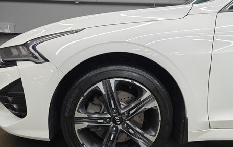 KIA K5, 2020 год, 2 600 000 рублей, 23 фотография