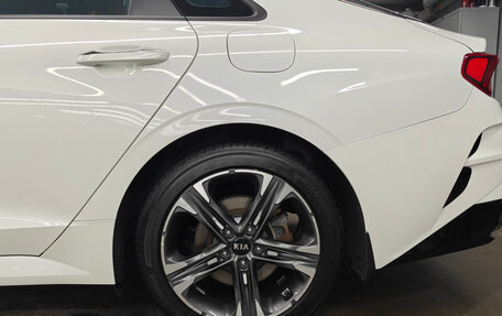 KIA K5, 2020 год, 2 600 000 рублей, 24 фотография