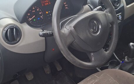 Renault Logan I, 2013 год, 300 000 рублей, 4 фотография