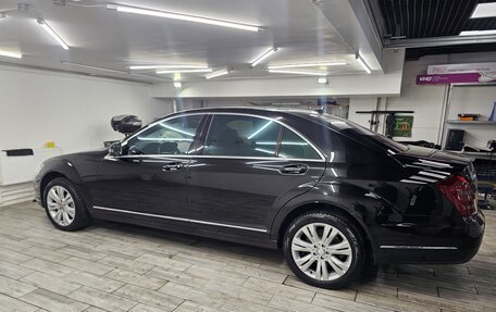 Mercedes-Benz S-Класс, 2012 год, 1 500 000 рублей, 3 фотография