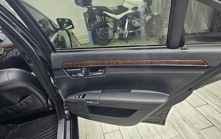 Mercedes-Benz S-Класс, 2012 год, 1 500 000 рублей, 15 фотография