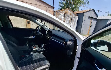 KIA Cerato IV, 2021 год, 2 300 000 рублей, 8 фотография