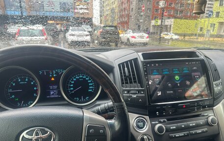 Toyota Land Cruiser 200, 2010 год, 2 520 000 рублей, 7 фотография