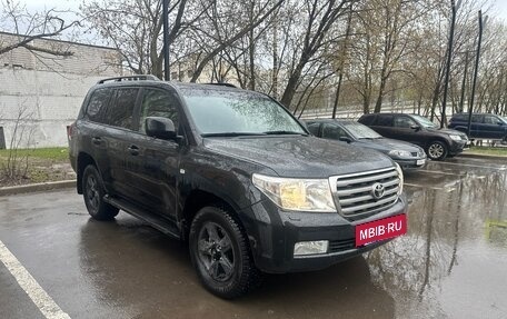 Toyota Land Cruiser 200, 2010 год, 2 520 000 рублей, 2 фотография