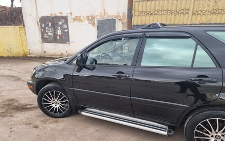 Lexus RX IV рестайлинг, 1998 год, 760 000 рублей, 3 фотография