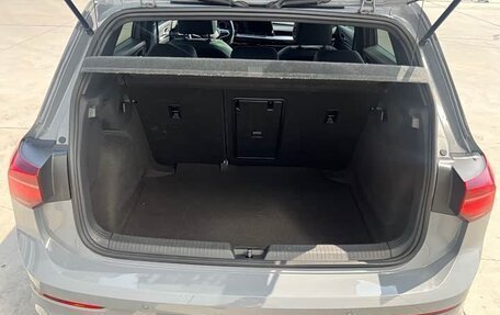 Volkswagen Golf VIII, 2022 год, 1 805 778 рублей, 14 фотография