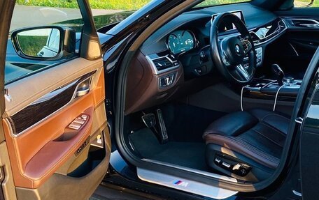 BMW 7 серия, 2018 год, 4 650 000 рублей, 7 фотография