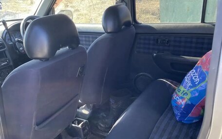 Nissan Cube II, 2000 год, 190 000 рублей, 4 фотография