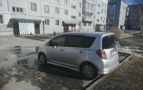 Toyota Ractis I, 2009 год, 725 000 рублей, 12 фотография