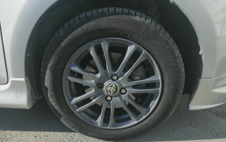 Toyota Ractis I, 2009 год, 725 000 рублей, 17 фотография