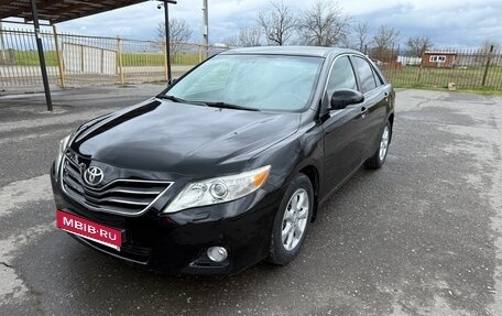 Toyota Camry, 2010 год, 990 000 рублей, 1 фотография