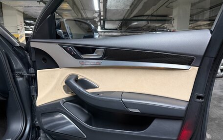 Audi S8, 2012 год, 3 200 000 рублей, 12 фотография