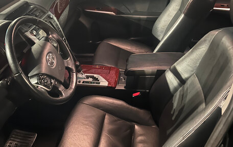 Toyota Camry, 2014 год, 1 900 000 рублей, 10 фотография