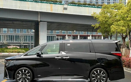 Toyota Alphard, 2024 год, 11 020 099 рублей, 7 фотография