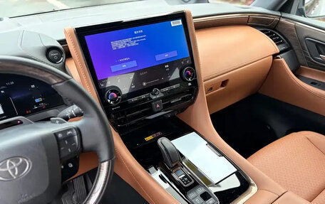 Toyota Alphard, 2024 год, 11 020 099 рублей, 10 фотография