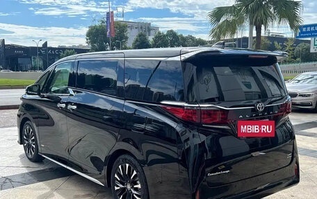 Toyota Alphard, 2024 год, 11 290 099 рублей, 4 фотография