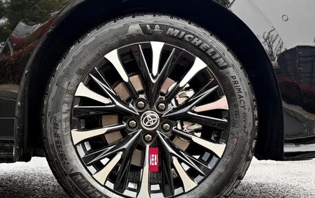 Toyota Alphard, 2024 год, 11 020 099 рублей, 26 фотография