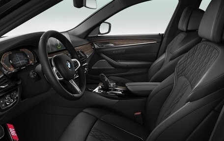 BMW 5 серия, 2019 год, 5 100 000 рублей, 2 фотография