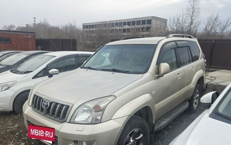 Toyota Land Cruiser Prado 120 рестайлинг, 2008 год, 1 657 700 рублей, 2 фотография