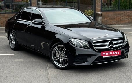 Mercedes-Benz E-Класс, 2019 год, 4 150 000 рублей, 11 фотография