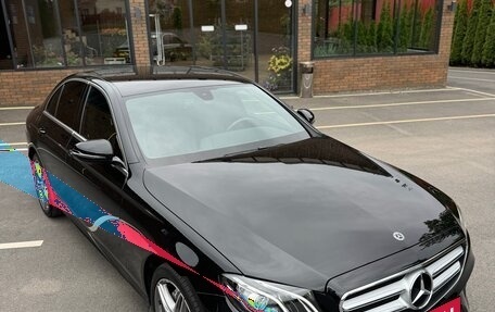 Mercedes-Benz E-Класс, 2019 год, 4 150 000 рублей, 9 фотография