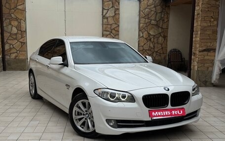 BMW 5 серия, 2012 год, 1 500 000 рублей, 2 фотография