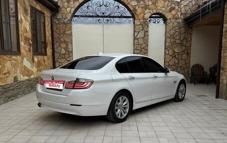 BMW 5 серия, 2012 год, 1 500 000 рублей, 3 фотография