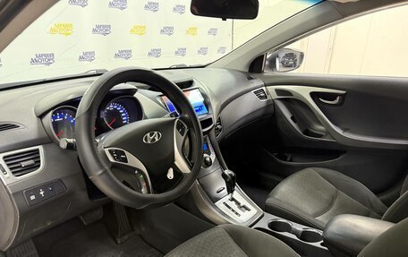 Hyundai Avante, 2011 год, 774 083 рублей, 10 фотография