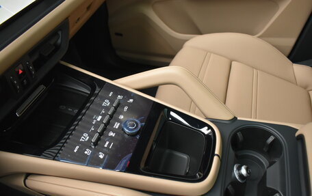 Porsche Cayenne III, 2026 год, 19 770 000 рублей, 26 фотография