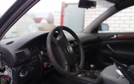 Volkswagen Passat B5+ рестайлинг, 1996 год, 300 000 рублей, 5 фотография