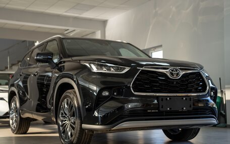 Toyota Highlander, 2026 год, 5 450 000 рублей, 2 фотография
