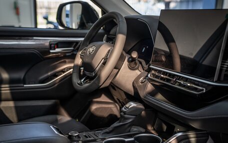 Toyota Highlander, 2026 год, 5 450 000 рублей, 14 фотография