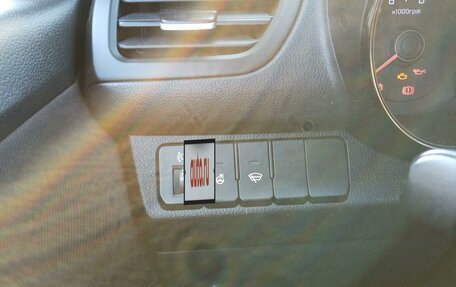 KIA Rio III рестайлинг, 2017 год, 990 000 рублей, 11 фотография