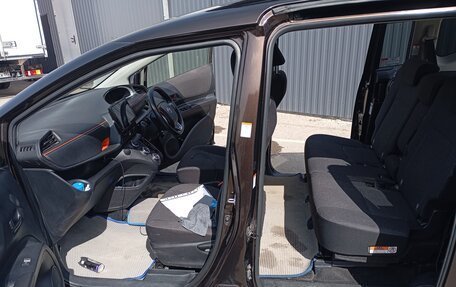 Toyota Sienta II, 2021 год, 1 300 000 рублей, 6 фотография