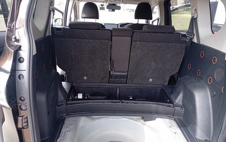 Toyota Sienta II, 2021 год, 1 300 000 рублей, 10 фотография