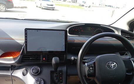 Toyota Sienta II, 2021 год, 1 300 000 рублей, 8 фотография