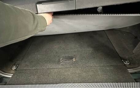 Land Rover Range Rover III, 2011 год, 2 250 000 рублей, 28 фотография