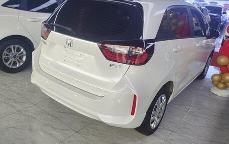 Honda Fit, 2025 год, 1 774 000 рублей, 3 фотография