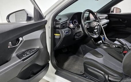 Hyundai Veloster II, 2018 год, 1 150 007 рублей, 7 фотография