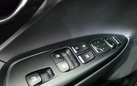 Hyundai Veloster II, 2018 год, 1 150 007 рублей, 18 фотография