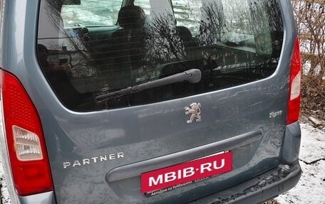 Peugeot Partner II рестайлинг 2, 2010 год, 710 000 рублей, 2 фотография