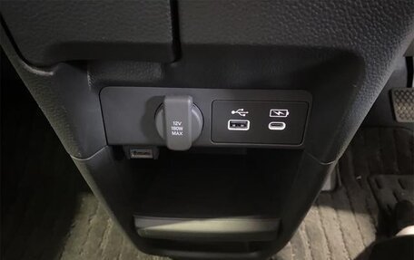 Honda Stepwgn, 2022 год, 2 350 008 рублей, 23 фотография