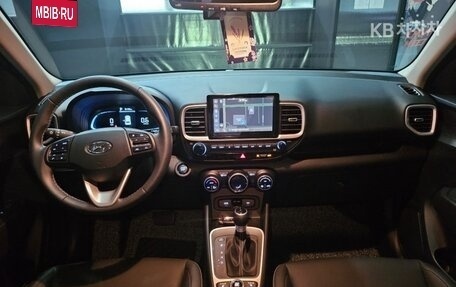 Hyundai Venue I, 2023 год, 1 678 000 рублей, 9 фотография