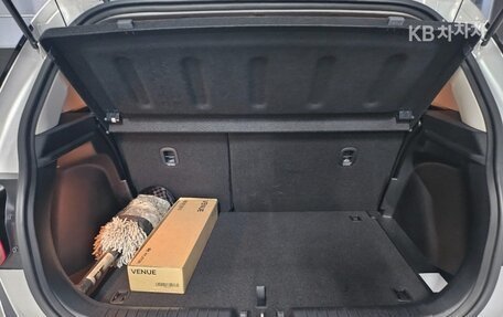 Hyundai Venue I, 2023 год, 1 678 000 рублей, 18 фотография