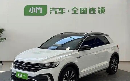 Volkswagen T-Roc I, 2022 год, 1 950 000 рублей, 1 фотография