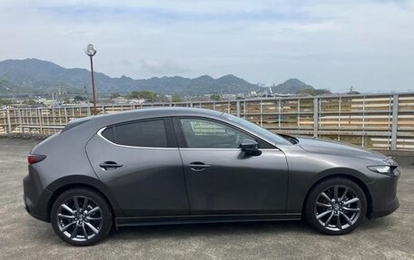 Mazda 3, 2022 год, 1 250 000 рублей, 4 фотография