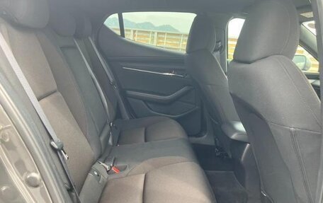 Mazda 3, 2022 год, 1 250 000 рублей, 13 фотография