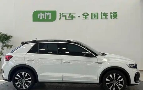 Volkswagen T-Roc I, 2022 год, 1 950 000 рублей, 4 фотография