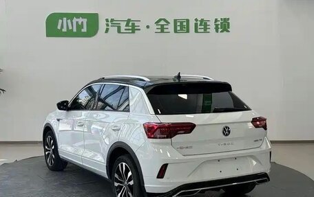 Volkswagen T-Roc I, 2022 год, 1 950 000 рублей, 10 фотография